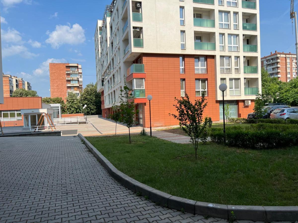 Апартамент Трапезица Veliko Tarnovo Buitenkant foto